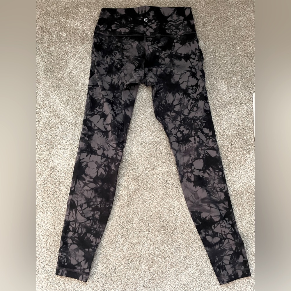 Size 8 Lululemon leggings. Tye dye print in dark purple & black.